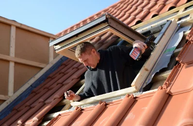 Pose de fenêtres de toit Velux au Cendre